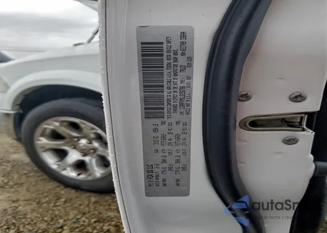 2018 Ram 1500 Laramie z USA, uszkodzony, nr VIN 1C6RR7NM6JS256786